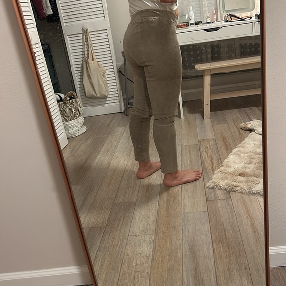 Beige Faux Suede Slim Elastic Band Pants size 44 US 4 -6 sexy soft - Picture 15 of 16